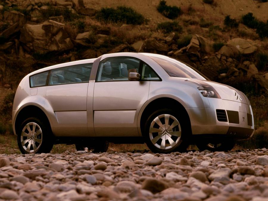  Citroen C-Crosser Concept 2001 года  (фото 8 из 28)